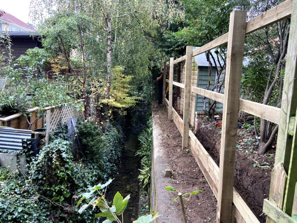 MH Fencing & Landscaping - Open Fencing